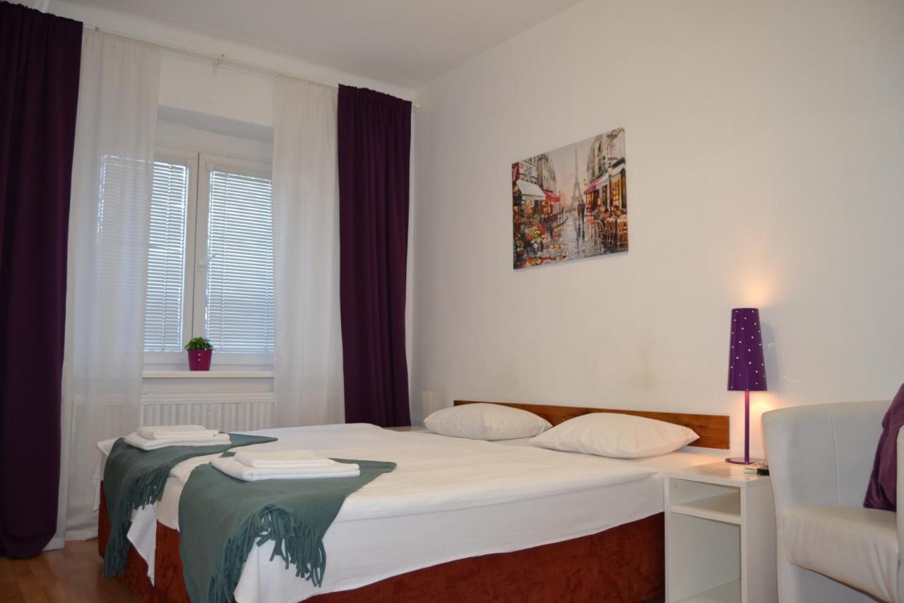 Pension Nika Prague Exterior photo