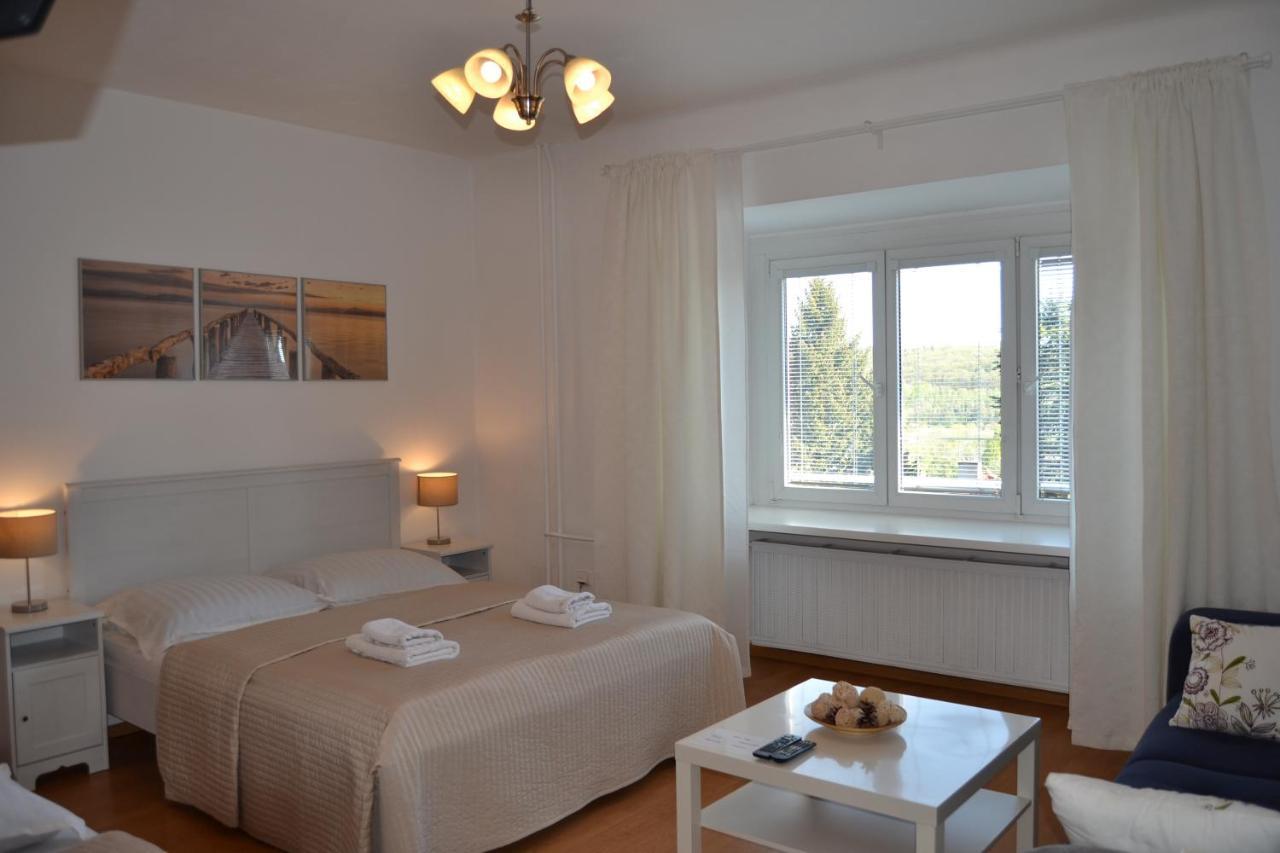 Pension Nika Prague Exterior photo
